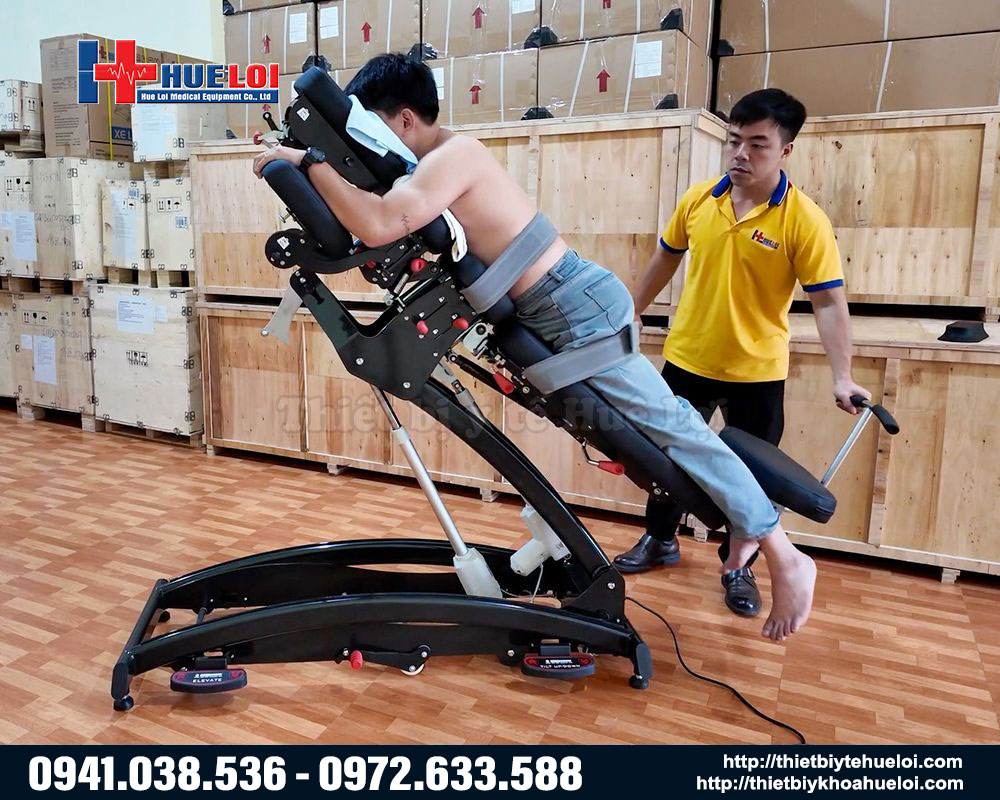 B&agrave;n Chiropractic t&iacute;ch hợp k&eacute;o gi&atilde;n 3D CY-C113E