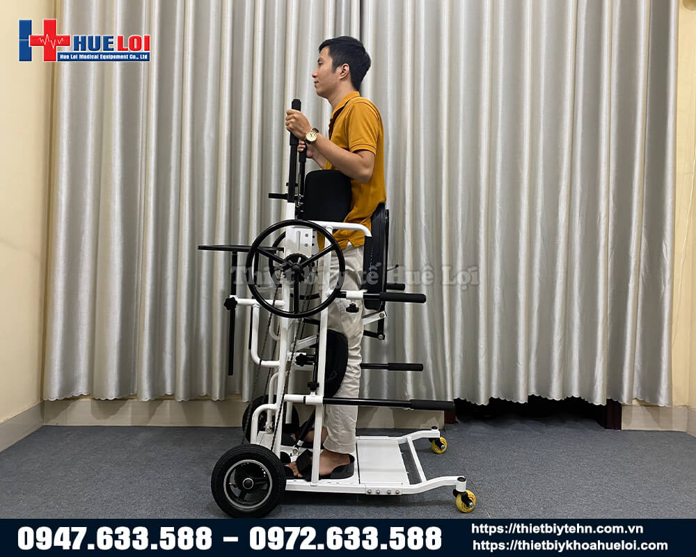 xe lăn tập đứng cho bệnh nhân liệt 